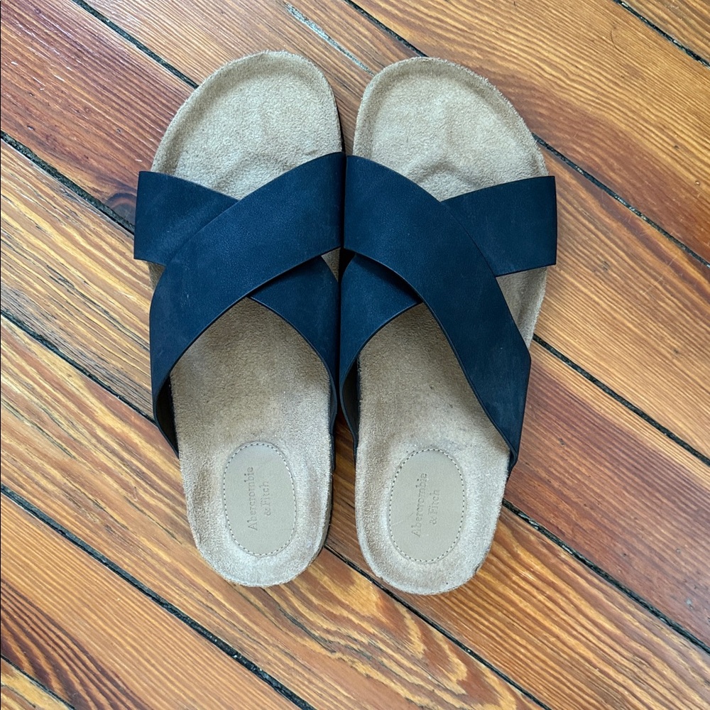 Abercrombie sandals - Picture 3 of 5